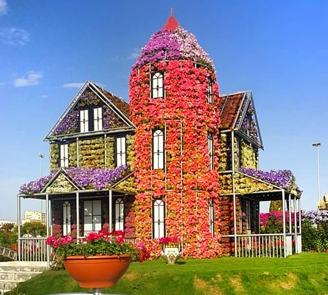 Floral Houses and Bungalows at Dubai Miracle Garden