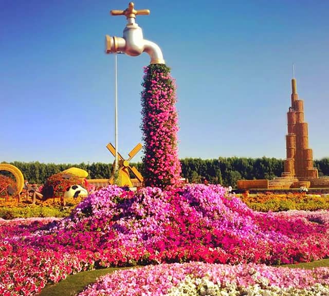 Pipeless Tap Fountain structure at the Dubai Miracle Garden.
