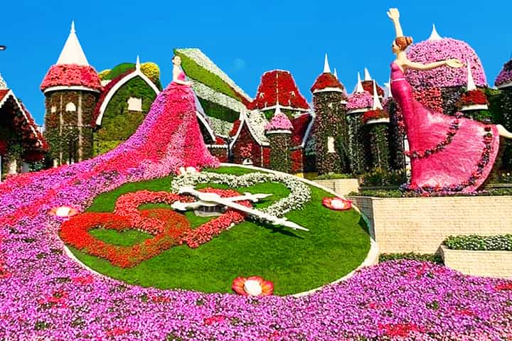 Public Holidays timings of Dubai Miracle Garden are from 9:00 am to 10:00 pm.